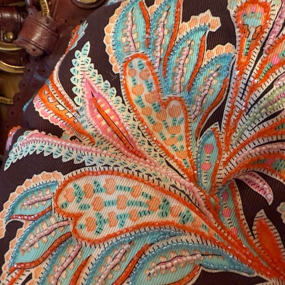Isabella Fiore gorgeous colors and amazing leather work…detailed beading. - Picture 7 of 7